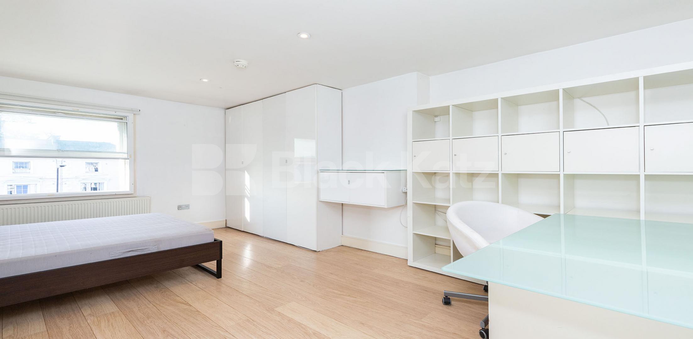 			NEW INSTRUCTION!, 3 Bedroom, 1 bath, 1 reception Flat			 Camden Road, Camden